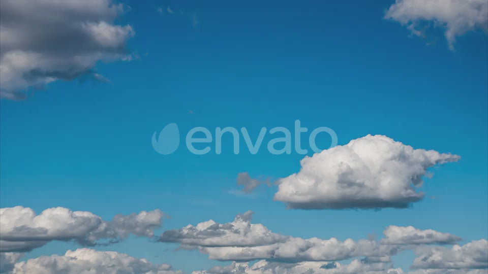 Clouds (4K)